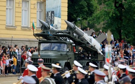Днес е Денят на военния парашутист