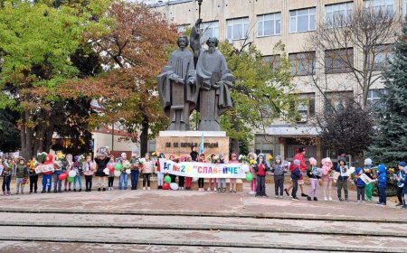 Детска градина „Славейче“ с шествие за Деня на будителите