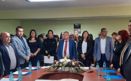 Новоизбраните общински съветници и кметове в община Крушари положиха клетва