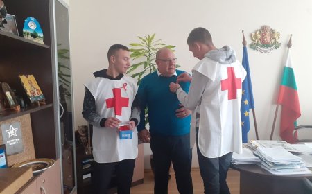 Гимназисти от Шабла отбелязаха международния ден за борба срещу хив и спин