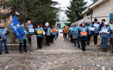 С искане за 30% по-високи заплати социалните работници в Добрич спряха работа за час
