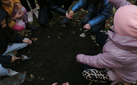 Горското стопанство и ученици от ОУ "Христо Смирненски" гр. Генерал Тошево на урок сред природата