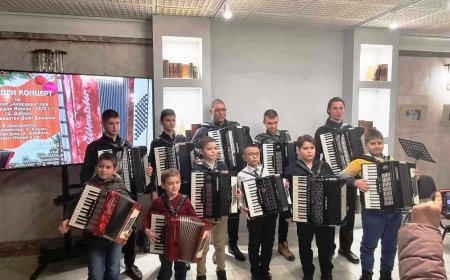 Коледен концерт на акордеонистите, възпитаници на Деян Дженков