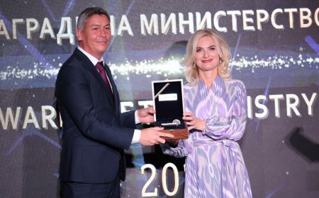 Руслан Йорданов, журналист и собственик на  Bgtourism.bg със специална награда от Министерството на туризма