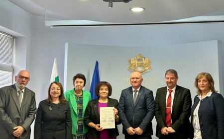 Учителските заплати се увеличават с 8.4%