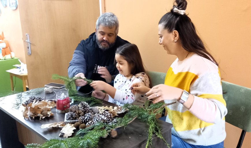 Коледна работилничка за родители и деца отвори врати в Общински детски комплекс - Каварна