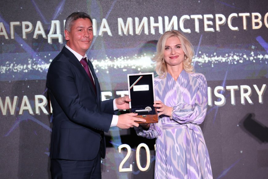 Руслан Йорданов, журналист и собственик на  Bgtourism.bg със специална награда от Министерството на туризма