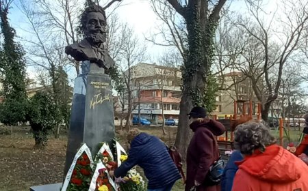 Възпоменателно поклонение в Каварна по повод 176 години от рождението на Ботев