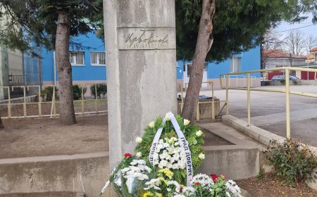 Добрич почете 176 години от рождението на Христо Ботев /снимки/