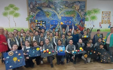 Интересни факти за планетите разказаха четвъртокласниците от СУ „Димитър Талев” на по-малките ученици