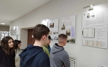 Документалната изложба „Аз съм Левски!“ е експонирана в Младежки център – Добрич