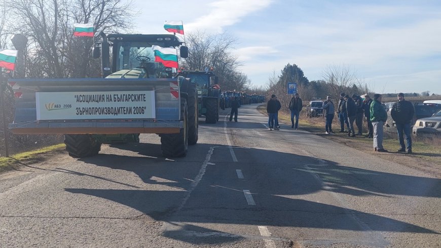 Земеделците блокираха границата при Кардам
