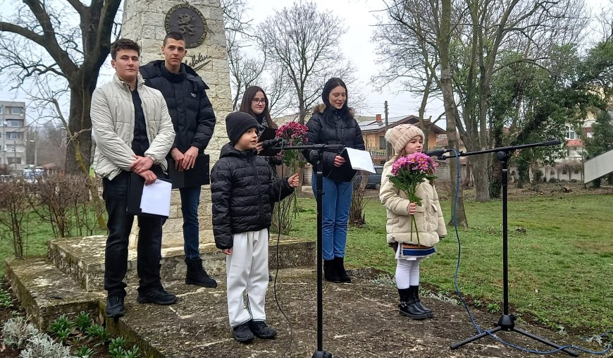 В Каварна почетоха паметта на Васил Левски