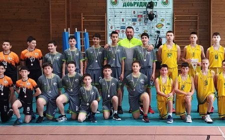 СУ „П. Р. Славейков” спечелиха първото място в общинския етап на УИ по баскетбол момчета 5-7 клас