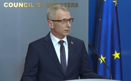 Оставката на министър-председателя Николай Денков е подадена