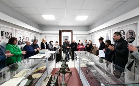 Областният управител награди отличилите се в националния ученически конкурс „Наследник съм на…“