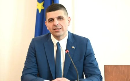 Ивайло Мирчев поиска проверка от МОН заради съмнителен конкурс за избор на директор на гимназия в Добрич