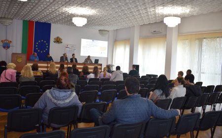 ОИЦ-Добрич приключи публичните обсъждания в Област Добрич със събитие в Община Шабла