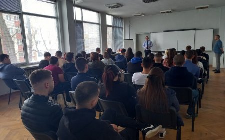Лекция за трудовите правоотношения изнесе пред ученици съдия от Окръжния съд в Добрич
