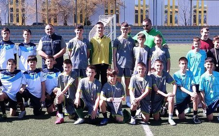 Отборът на СУ „П. Р. Славейков“ спечели общинският етап на ученическите игри по футбол за 5-7 клас