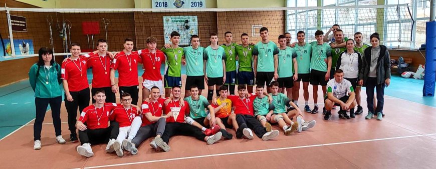 ЕГ „Гео Милев” първенец в общинския етап на ученическите игри по волейбол за юноши