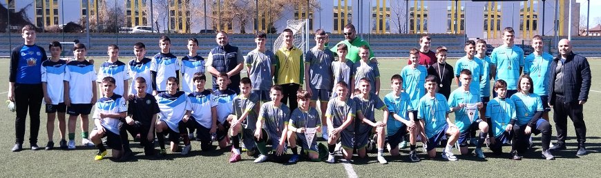 Отборът на СУ „П. Р. Славейков“ спечели общинският етап на ученическите игри по футбол за 5-7 клас