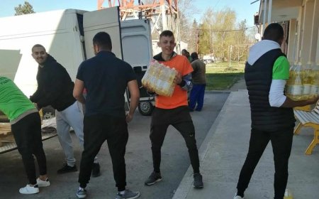 Областният съвет на БЧК стартира раздаването на хранителни пакети в община Крушари