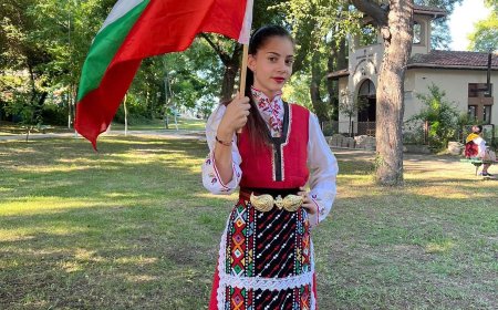 Цвети Маркова от Генерал Тошево има нужда от средства за лечение. Детето е парализирано, диагнозата все още е неясна