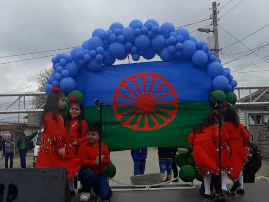 В Каварна отбелязаха Международния ден на ромите с песни, танци и веселби