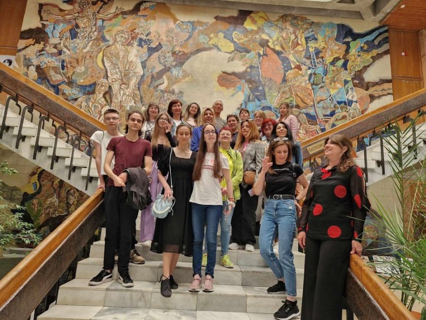 Студенти от Силистра към Русенския университет посетиха Дом – паметник „Йордан Йовков“ в Добрич
