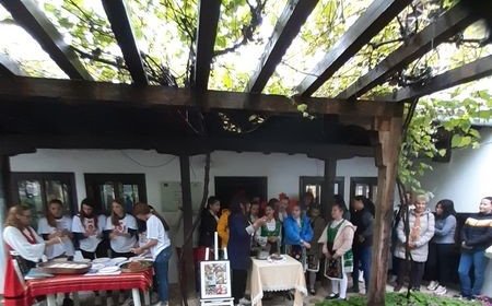 Етнографската къща в Добрич бе домакин на великденска творителница за обредни хлябове и писани яйца