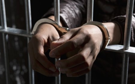 Задържаха добричлии с канабис и амфетамин