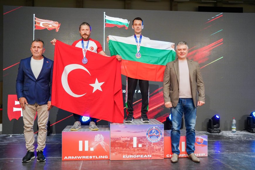 СК "Хищник" представя Добрич на ХХVI Европейско първенство по канадска борба в Братислава