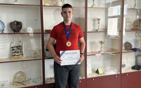Никола Диков от ПГ по земеделие "Т.Рачински"  със златен медал от Kings България