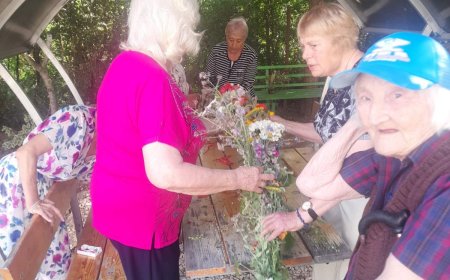 В Дома за стари хора в Добрич празнуваха Еньовден