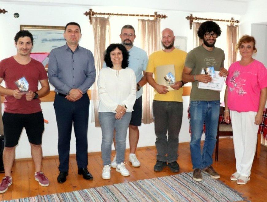 Фотографи запечатаха моменти от жътвата в Добуджа