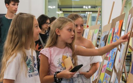 В Художествената галерия се откри изложбата „Лятна работилница за Въображение“