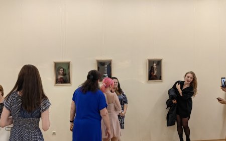 В Каварна се откри изложбата „Четка и обектив: Пътешествие през поколенията“
