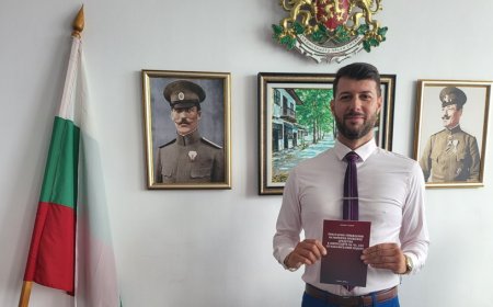 Говорителят на Районна прокуратура – Добрич д-р Даниел Илиев с втора книга