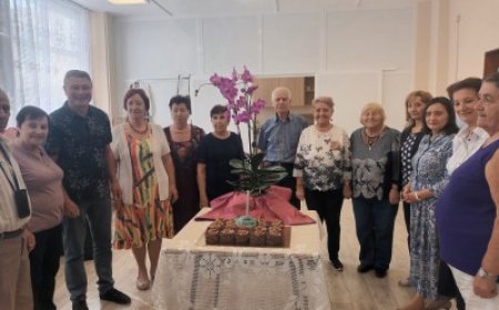 Пенсионерски клуб „Дора Габе“ отпразнува първи рожден ден