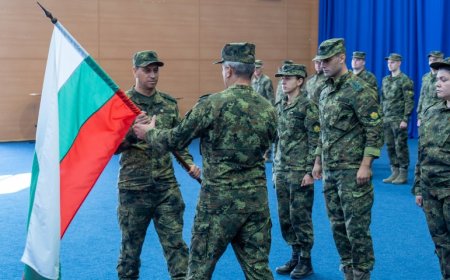 Втори български военен контингент бе изпратен тържествено за участие в операцията на Стабилизиращите сили на НАТО в Косово