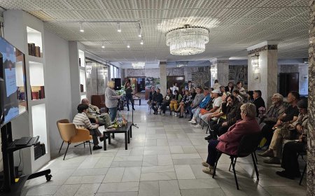 Марина Константинова представи книгата си „Невидимият свят” в Добрич