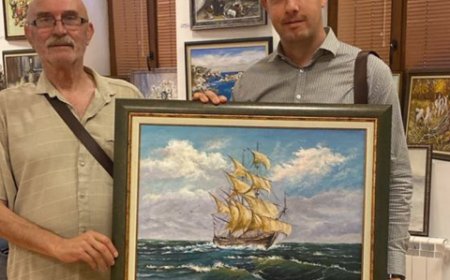 От волейболното игрище до художественото платно: Георги Василев със самостоятелна изложба в Добрич