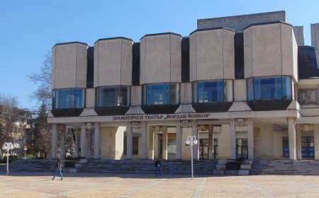 Предвиденият за днес коледен концерт на Акапелна формация „Хармоникс“ в ДТ „Йордан Йовков“ се отменя