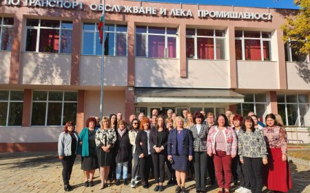 Празник на занаятите в Професионалната гимназия по транспорт, обслужване и лека промишленост в Добрич