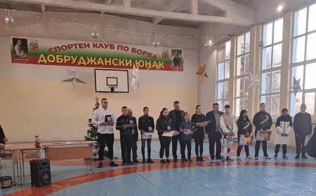 Днес Спортно училище „Г. С. Раковски“ отличи най-добрите си състезатели