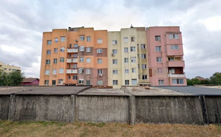 Община Генерал Тошево сключи договор за саниране на жилищна сграда на ул. "Георги Кирков 1