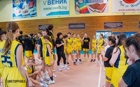 БК "Unstoppable" организира празничен баскетболен турнир за деца и родители