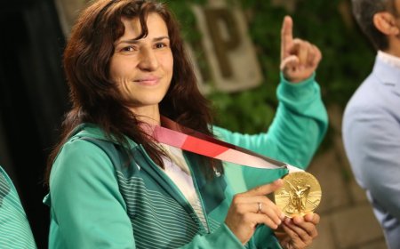 Олимпийската шампионка Стойка Кръстева стана майка за втори път