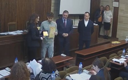 Плувецът Теодор Станчев е спортист на Добрич за декември 2024 година